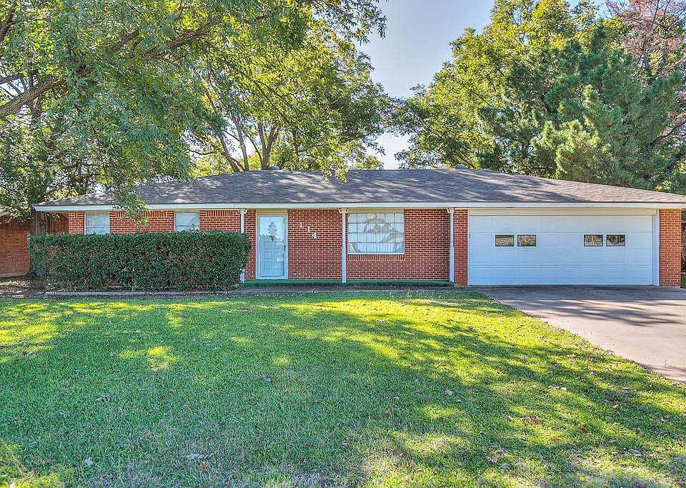 1st image of 114 Belaire Ave