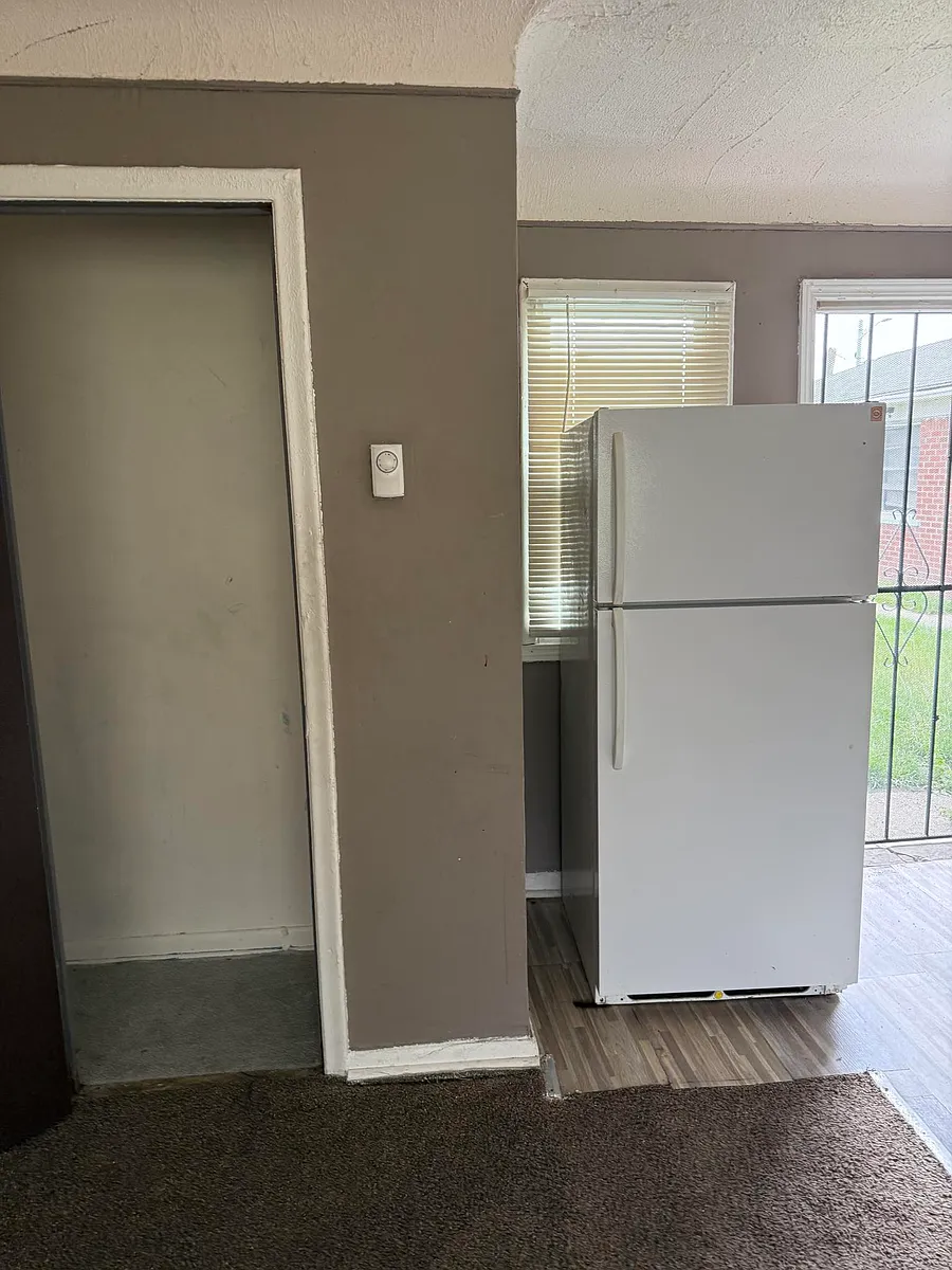 Building Photo - 14421 Houston Whittier St #1