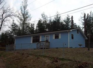 305 Dyllis Rd, Harriman, TN 37748