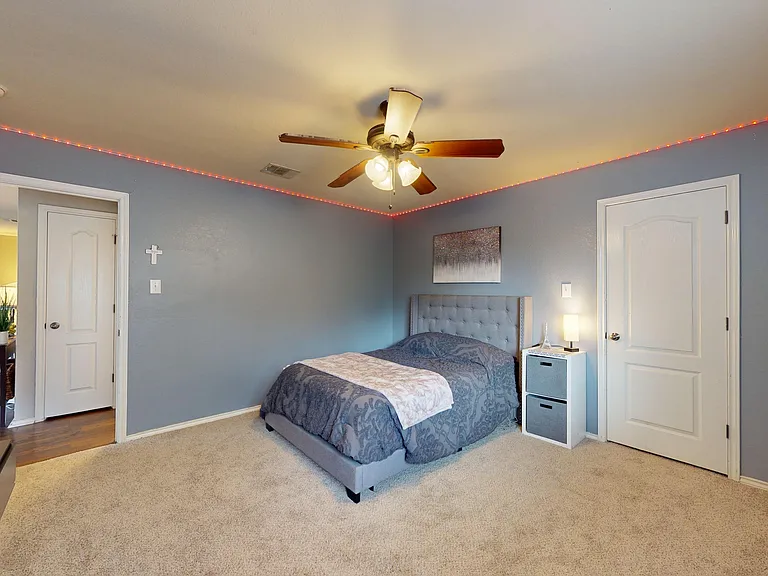 522 Baltustrol Dr — Photo 42