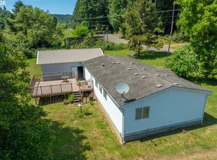 96060 Coos Sumner Ln, Coos Bay, OR 97420