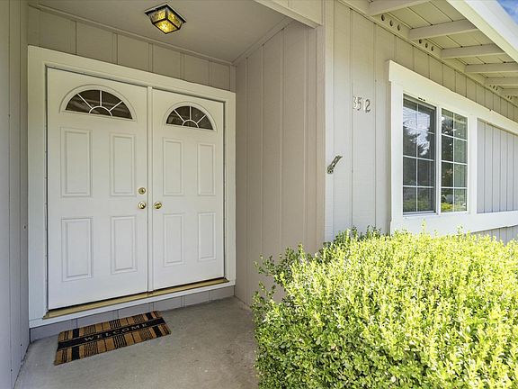 3rd image of 3512 Chanate Court