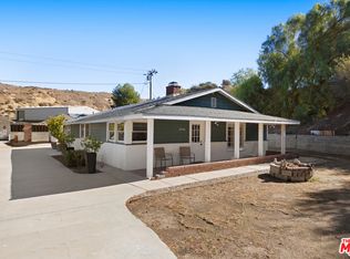 16166 Sierra Hwy, Saugus, CA 91390