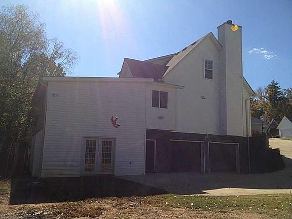 2nd image of 1252 Redbud Ct