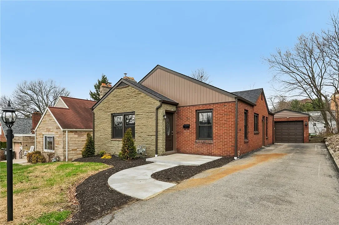300 Patricia Dr photo 1