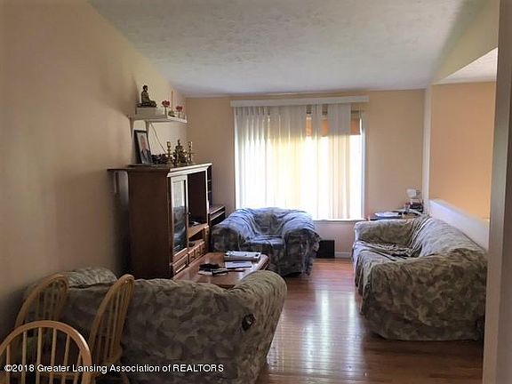3rd image of 5912 Monticello Dr