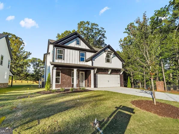 1082 Eastview Rd NE, Conyers, GA 30012