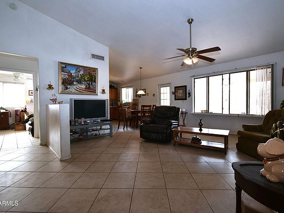 5th image of 10322 W READE Avenue