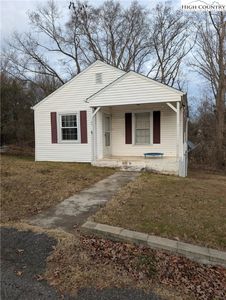 165 Harris Avenue, Elkin, NC, 28621