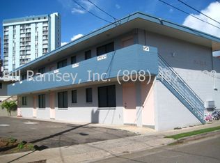 752 Kaipuu St, Honolulu, HI 96826