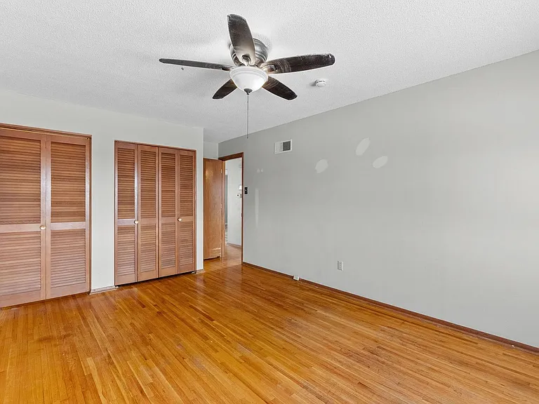 2606-2608 Eltarose Dr — Photo 17