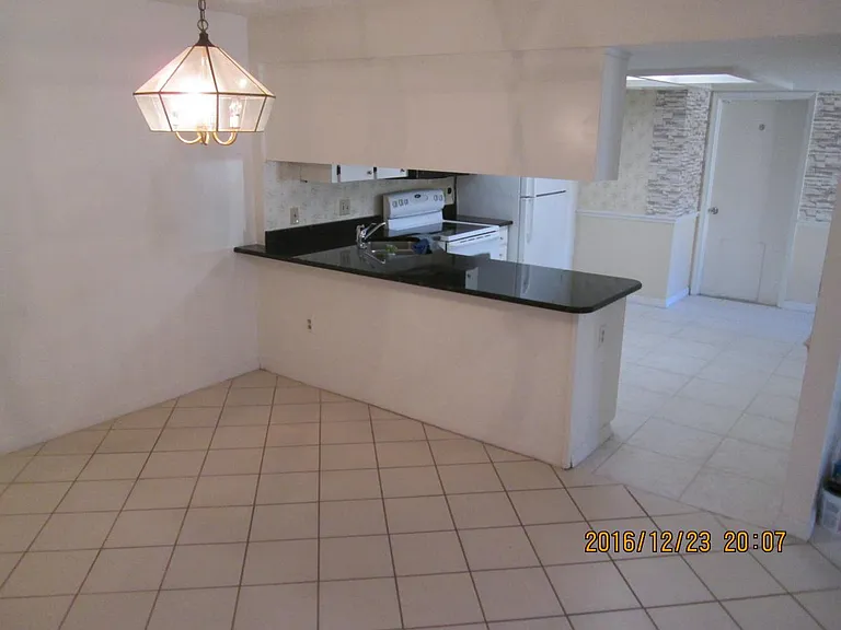 Dining/Kitchen