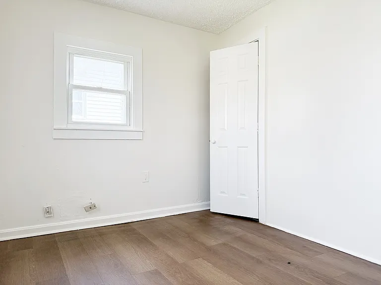 133 Rankin Ave — Photo 21