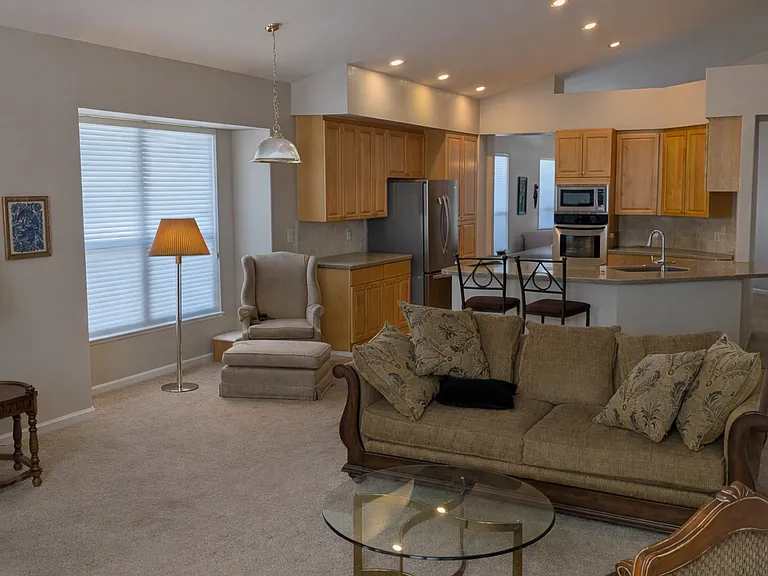 6176 Wycliffe Cir — Photo 3