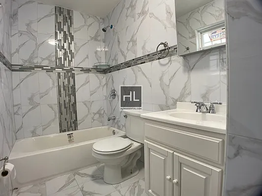 Rented by Highline Residential | media 26
