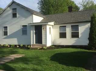 432 E Main St, Fennville, MI 49408