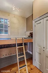 Rented by Erica Sullivan, LREB