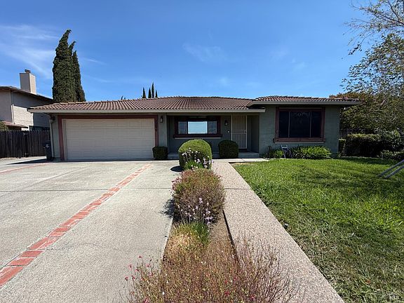 4th image of 3299 Mustang Circle