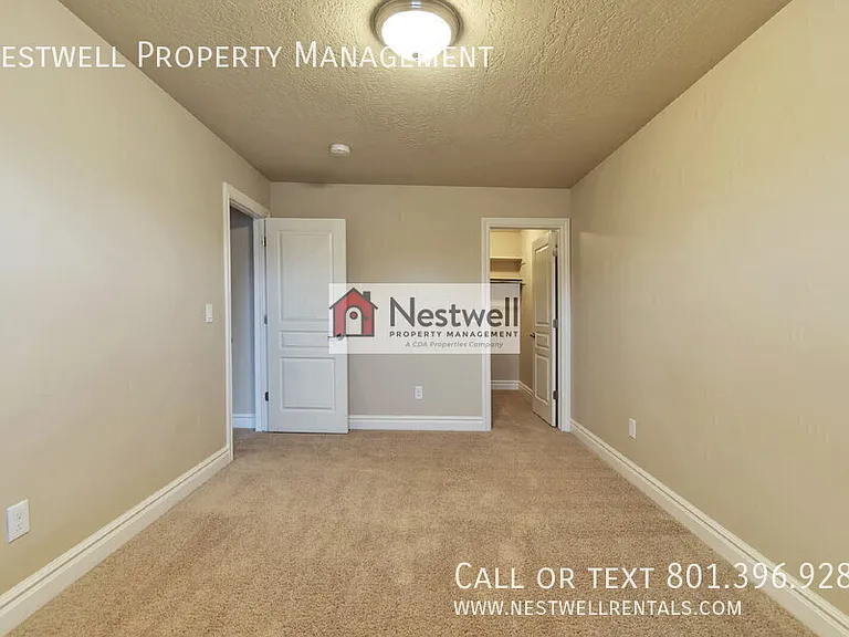 1360 E Foxmont Ln — Photo 20