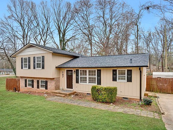 2nd image of 107 Bentbrush Dr