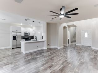 8807 Red Fox Dr, Las Vegas, NV 89123