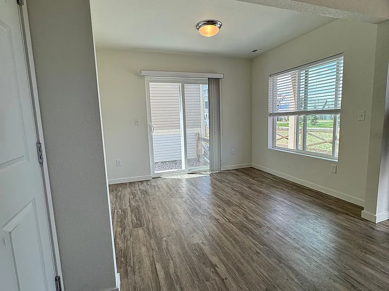 5836 Thurless Ln — Photo 4