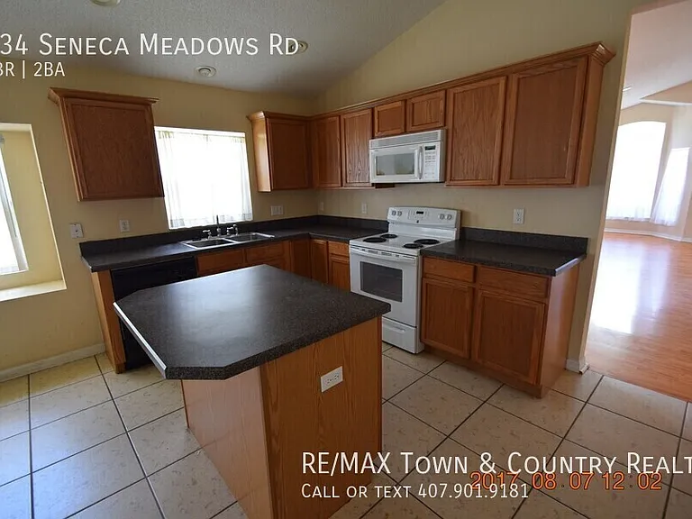 834 Seneca Meadows Rd — Photo 9