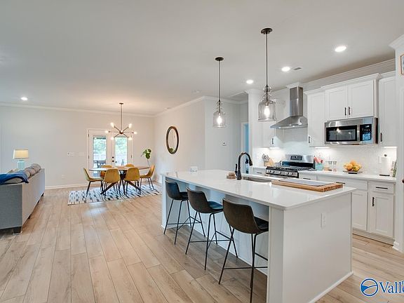 5th image of 311 Jubilee Cir