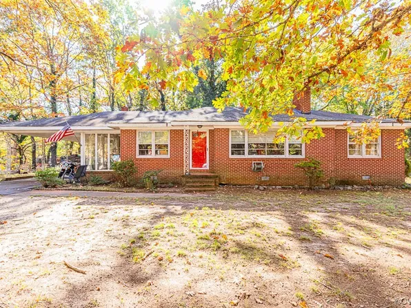 1901 Chinchilla Dr, Sandston, VA 23150