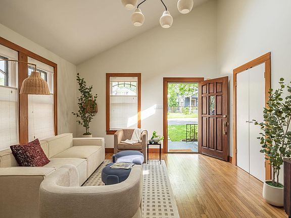 3rd image of 4805 Avenue H Unit 2
