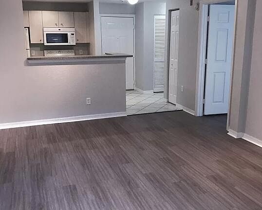 5th image of 1805 N Flagler Drive #105