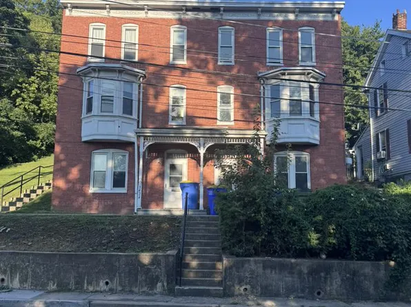 3424-3426 N George St, Emigsville, PA 17318