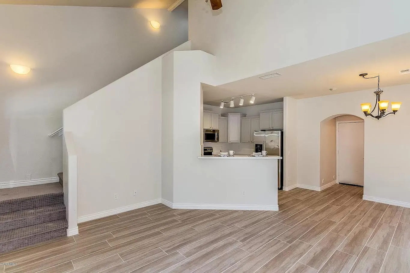 3 bed, 2.5 bath, 1276 sqft, $2,480 — Photo 4