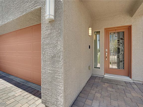5th image of 8072 Haywood Estate Ave