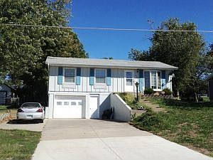 1st image of 1227 W 16th St