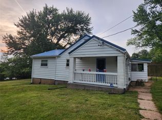 3704 Flucom Rd, De Soto, MO 63020