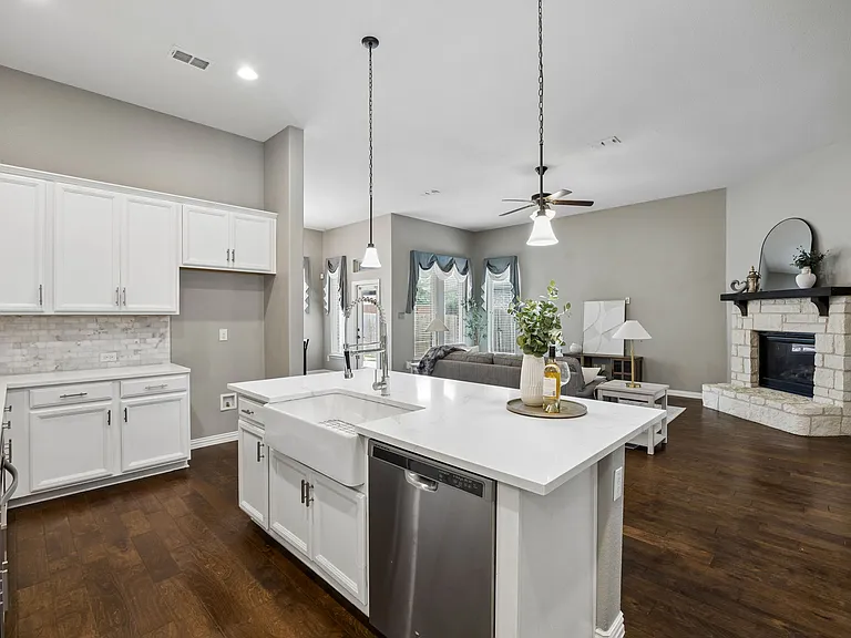 908 Mist Flower Dr — Photo 12