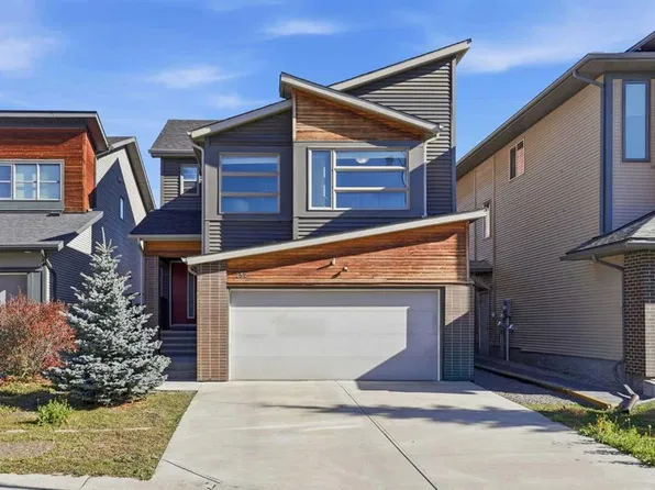 252 W Walden Hts SE, Calgary, AB T2X 0V7