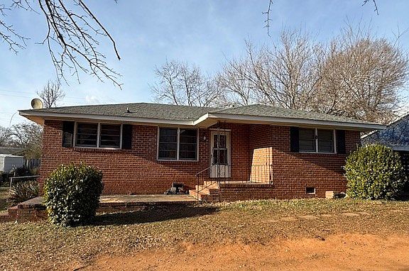 2nd image of 501 Corning St