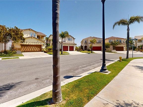 3rd image of 4312 Waterside Ln