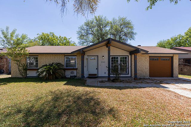 1st image of 5982 Midcrown Dr
