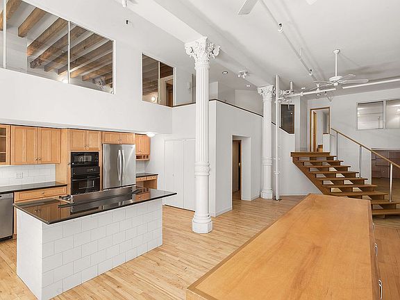 3rd image of 513 Broadway Unit 3B