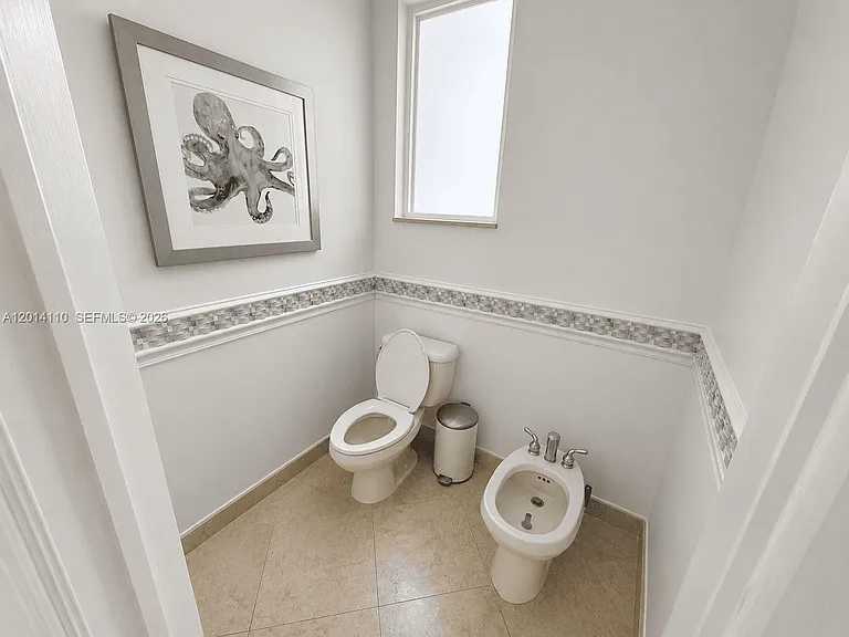 3424 Belmont Ter — Photo 27
