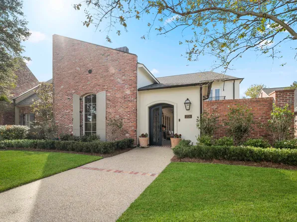 2720 Bocage Lake Dr, Baton Rouge, LA 70809