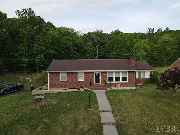 2nd image of 514 Briarwood Dr