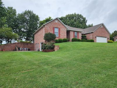 711 Green Meadows Dr, Jackson, MO, 63755