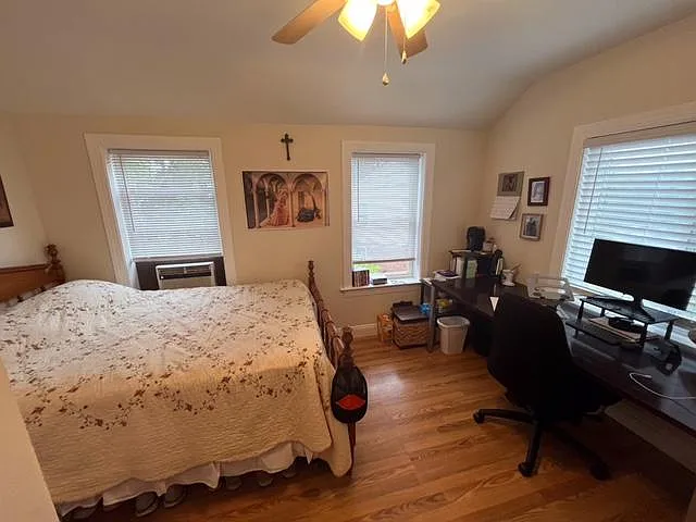2601 Farmington Dr #5 — Photo 6