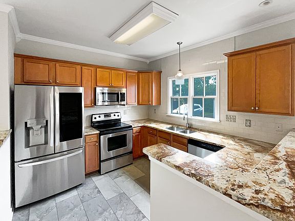 4th image of 918 N 26th St #C