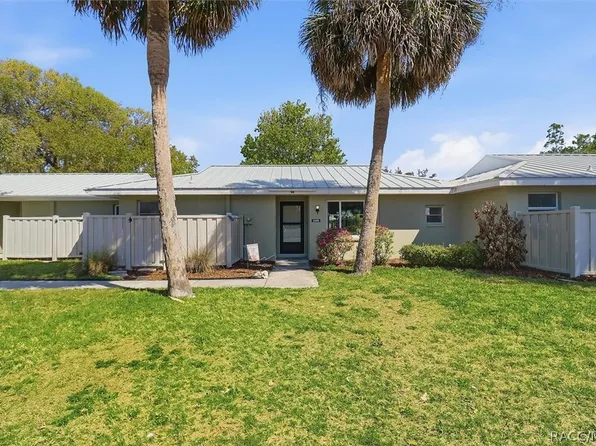 11485 W Sandpiper Ct, Crystal River, FL 34429