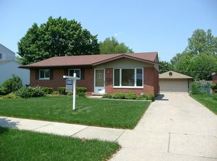 34538 Nancy St, Westland, MI 48186